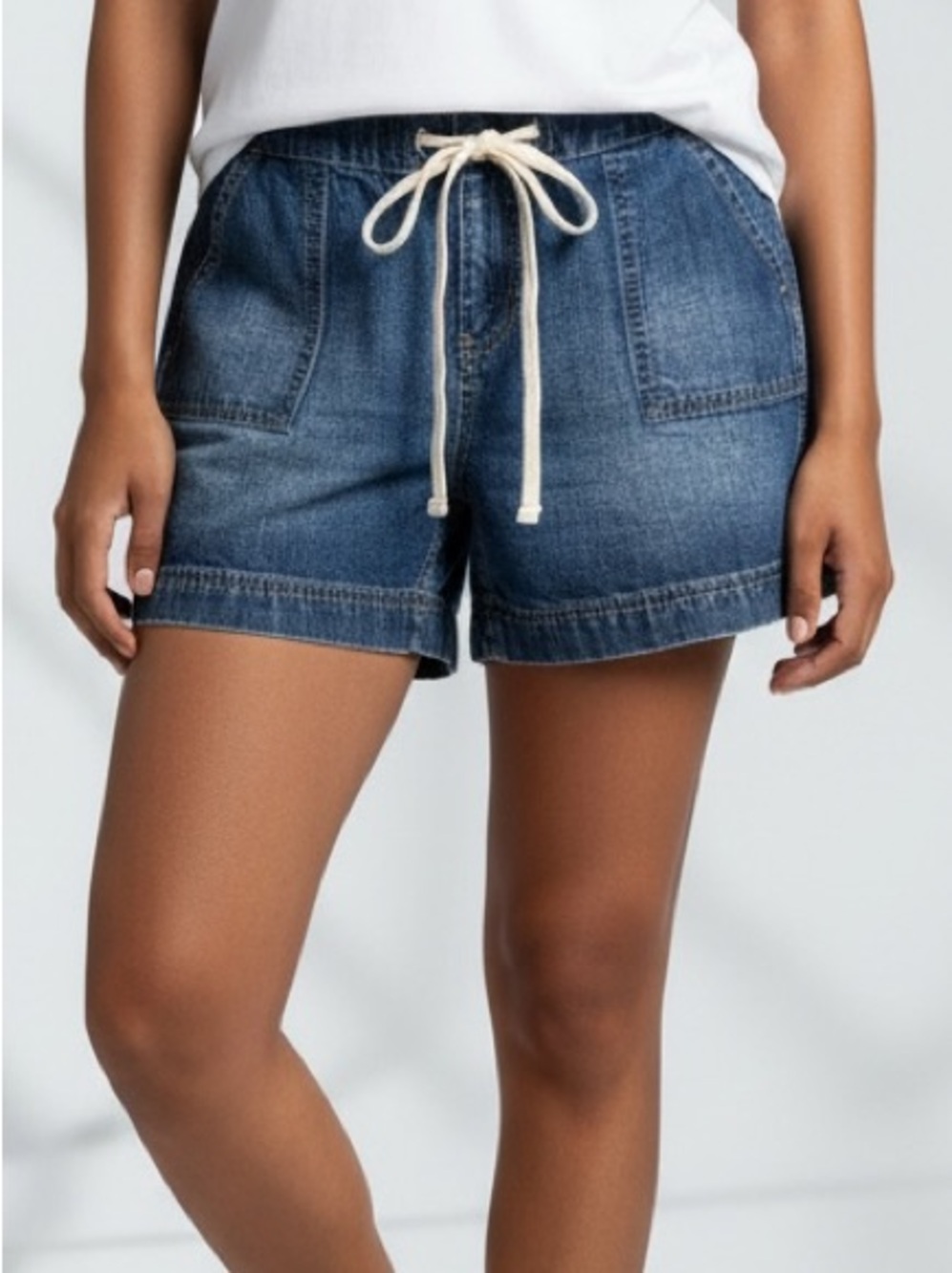 Nautica Women’s Denim Drawstring Shorts Size 4 Blue Patch Pocket Casual Y2K Fun